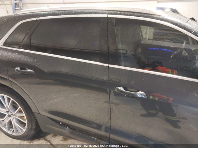 WA1VAAGE6KB023648 Audi E-tron Prestige