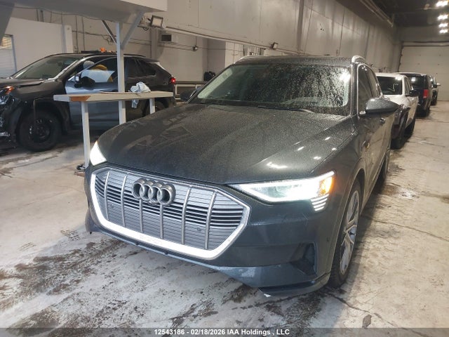 WA1VAAGE6KB023648 Audi E-tron Prestige