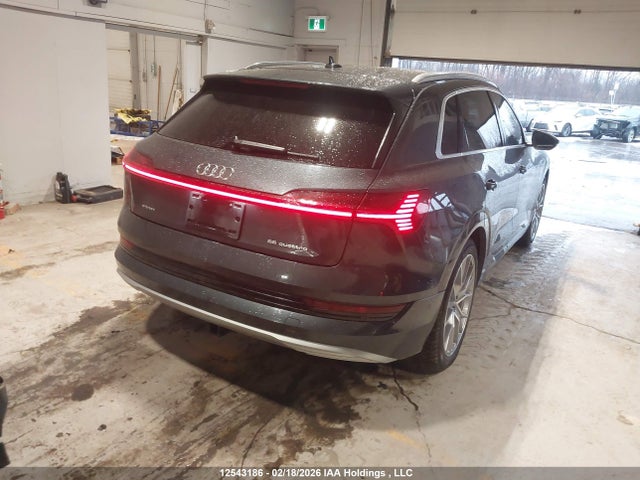WA1VAAGE6KB023648 Audi E-tron Prestige