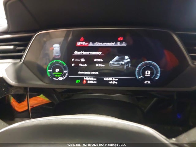 WA1VAAGE6KB023648 Audi E-tron Prestige