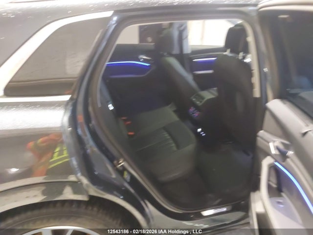WA1VAAGE6KB023648 Audi E-tron Prestige
