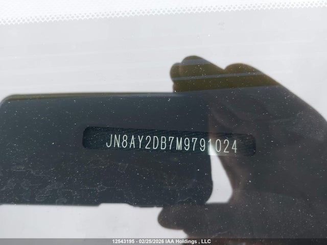 JN8AY2DB7M9791024 Nissan Armada Platinum