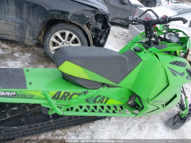 4UF16SNW8GT121839 Arctic Cat Arctic Cat