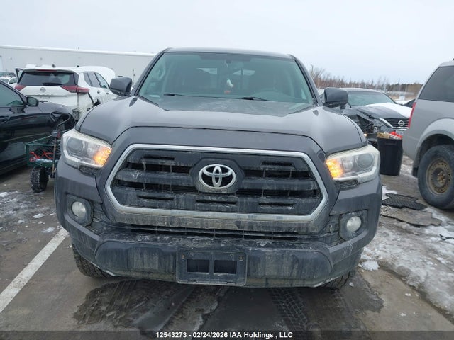 5TFDZ5BN3HX018959 Toyota Tacoma Dbl Cab/sr5/trd Sport/or
