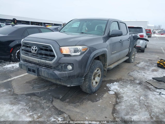 5TFDZ5BN3HX018959 Toyota Tacoma Dbl Cab/sr5/trd Sport/or
