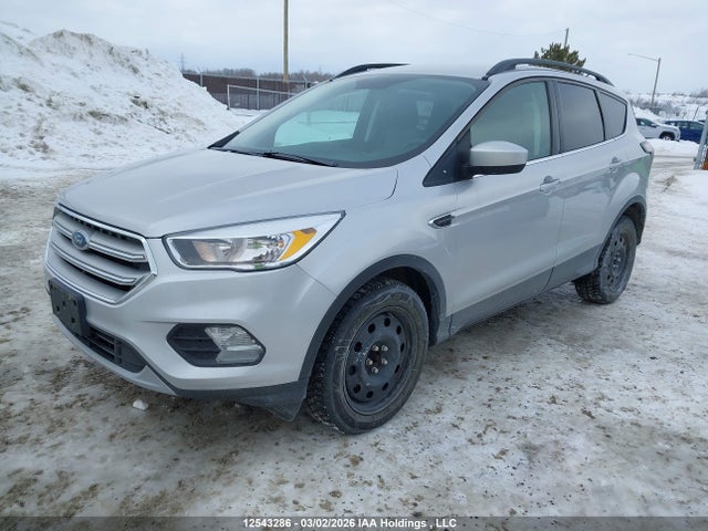 12543286 :رقم المزاد ، 1FMCU0GD9JUC92196 vin ، 2018 Ford Escape Se مزاد بيع