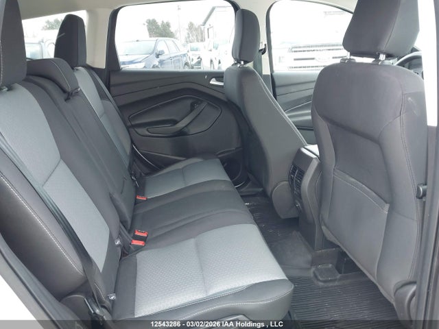 12543286 :رقم المزاد ، 1FMCU0GD9JUC92196 vin ، 2018 Ford Escape Se مزاد بيع