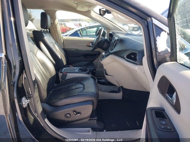 2C4RC1EG2HR743996 Chrysler Pacifica Touring-l Plus