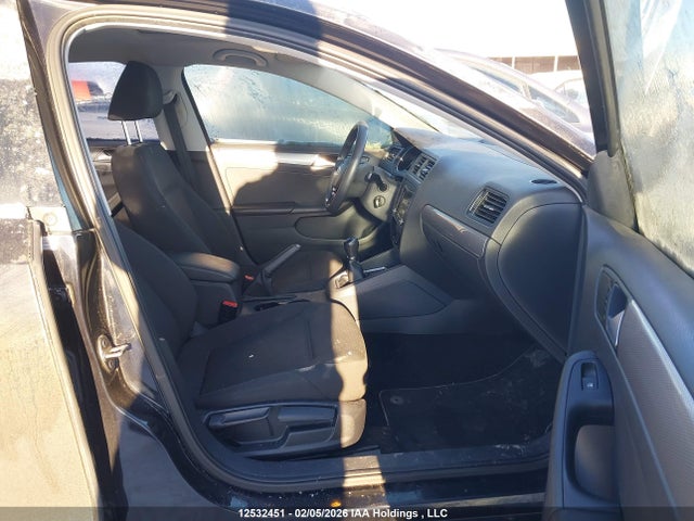 3VW1K7AJ5FM347258 Volkswagen Jetta 2.0l Trendline/2.0l Trendline+