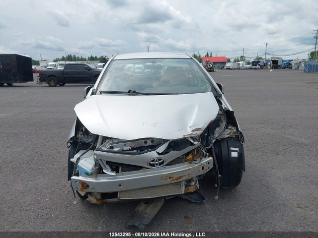 12543295 :رقم المزاد ، VNKKTUD30EA004778 vin ، 2014 Toyota Yaris Se مزاد بيع