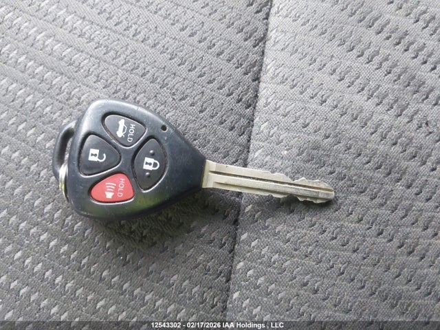 4T1BF1FK5GU586585 Toyota CAMRY LE
