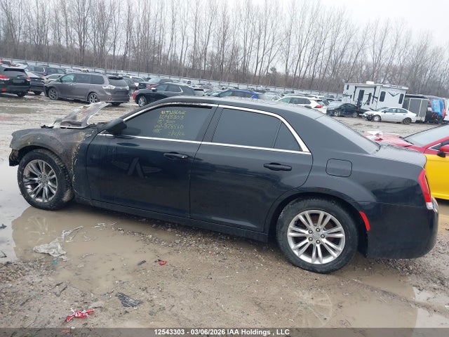 2C3CCAAGXFH828510 Chrysler 300 Limited