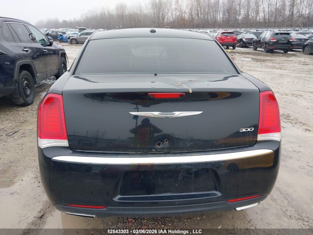 2C3CCAAGXFH828510 Chrysler 300 Limited