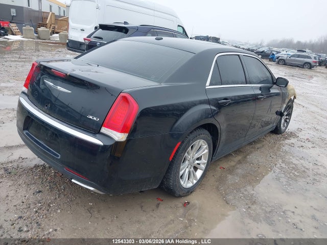 2C3CCAAGXFH828510 Chrysler 300 Limited