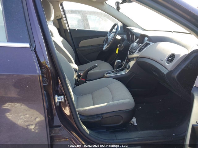 1G1PC5SB9F7111530 Chevrolet Cruze 1lt
