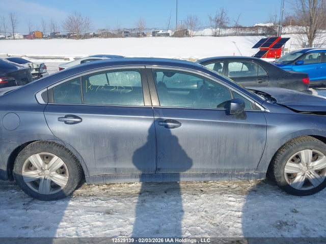 4S3BNCA66F3072570 Subaru Legacy 2.5i