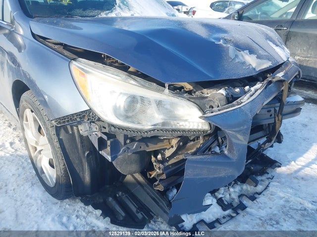 4S3BNCA66F3072570 Subaru Legacy 2.5i