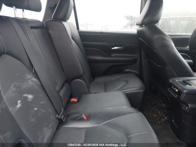 5TDAAAB57RS001320 Toyota Grand Highlander Xle