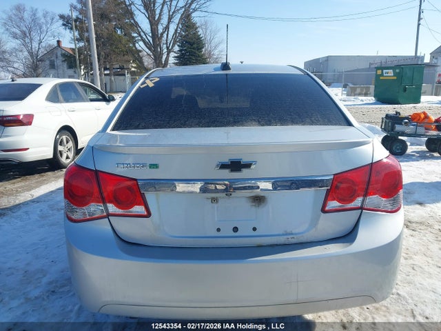 1G1P75SZ1F7256451 Chevrolet Cruze