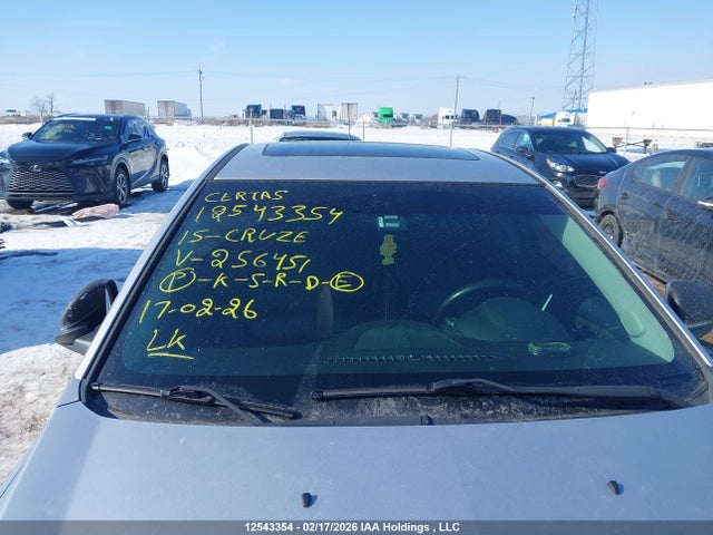 1G1P75SZ1F7256451 Chevrolet Cruze