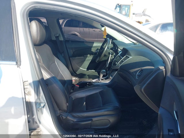1G1P75SZ1F7256451 Chevrolet Cruze