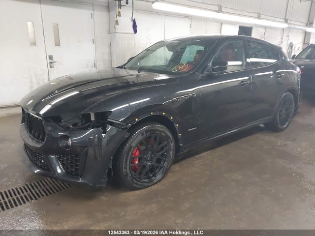 ZN661YUS7LX356053 Maserati Levante S Gransport