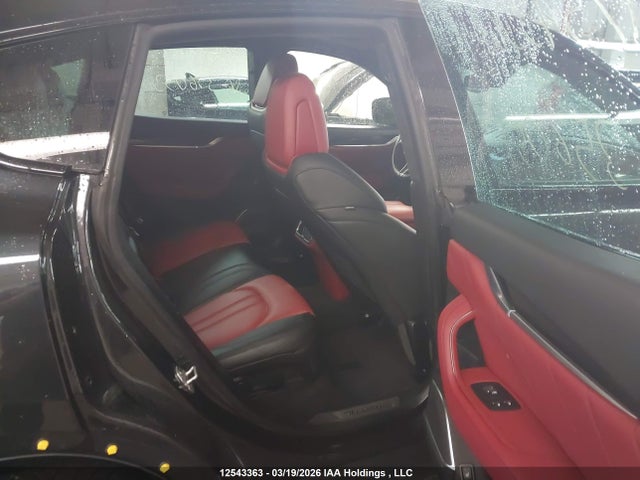 ZN661YUS7LX356053 Maserati Levante S Gransport