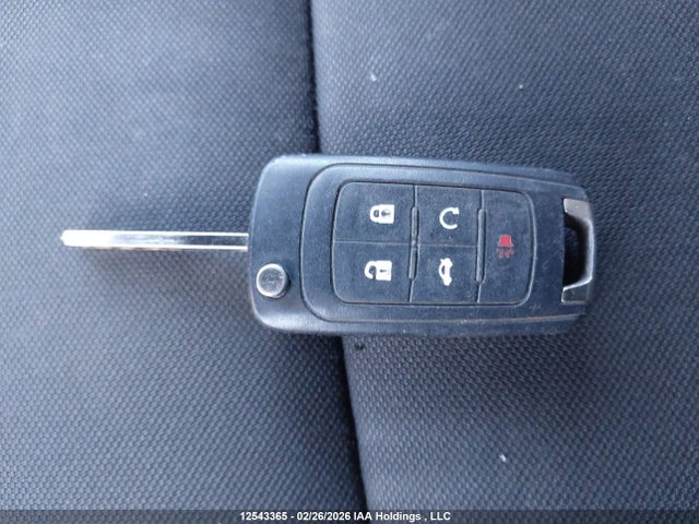 3GNCJPEB2EL127458 Chevrolet Trax