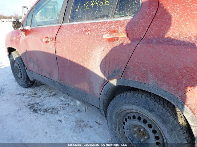 3GNCJPEB2EL127458 Chevrolet Trax