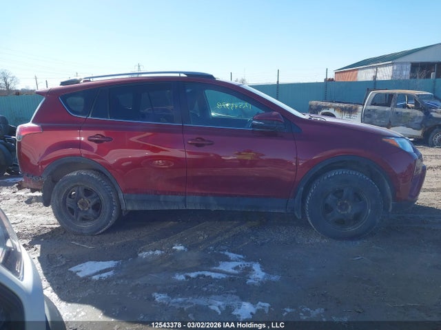 2T3ZFREV2JW521751 Toyota RAV4 LE