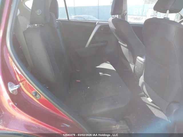 2T3ZFREV2JW521751 Toyota RAV4 LE