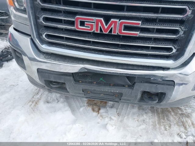 12543380 :رقم المزاد ، 1GT12REG6JF156809 vin ، 2018 Gmc Sierra 2500hd مزاد بيع