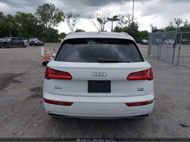 WA1ANAFY2J2205618 Audi Q5 2.0t Premium/2.0t Tech Premium