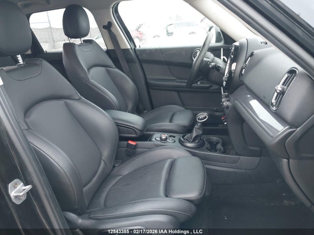 Mini Cooper Countryman All4 2019 WMZYV5C57K3F58182 Image 5