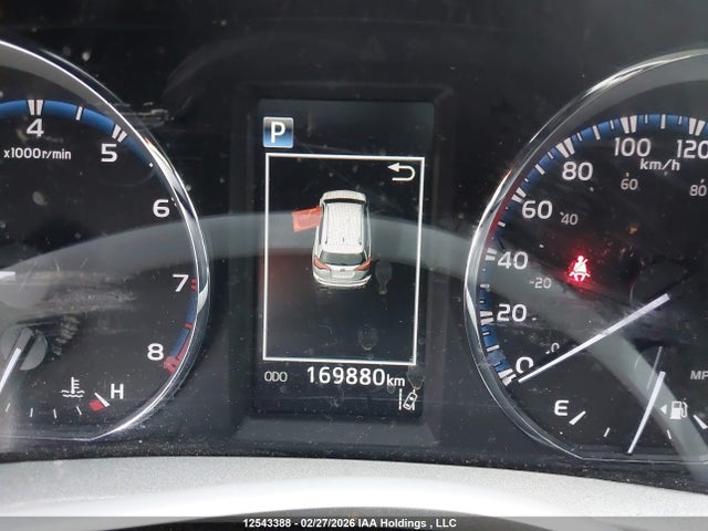 Продажа на аукционе авто 2018 Toyota Rav4 Le, vin: 2T3BFREV2JW735236, номер лота: 12543388