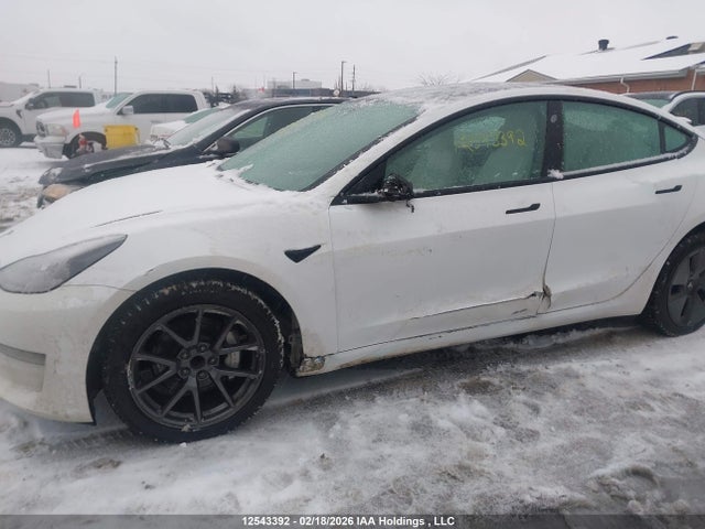 5YJ3E1EA0MF018768 Tesla MODEL 3