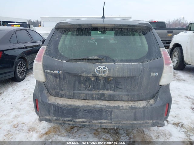 JTDZN3EU8GJ051840 Toyota PRIUS V