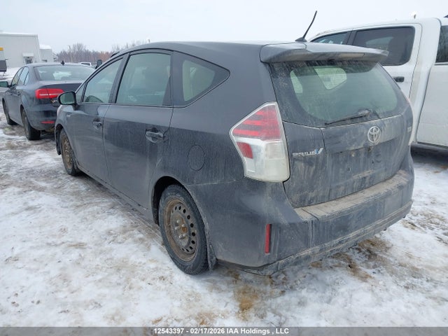 JTDZN3EU8GJ051840 Toyota PRIUS V