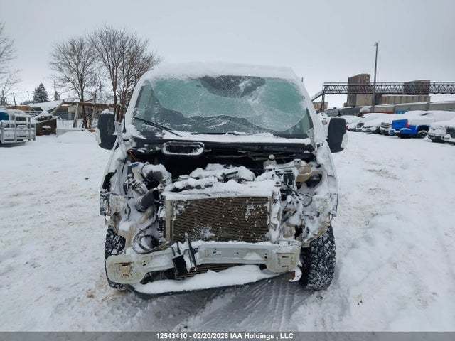 1FMZK1ZG4JKA49727 Ford Transit-150 Xlt