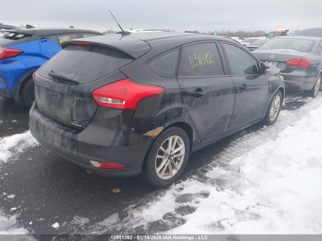 Ford FOCUS SE 2016 1FADP3K22GL353397 Image 4