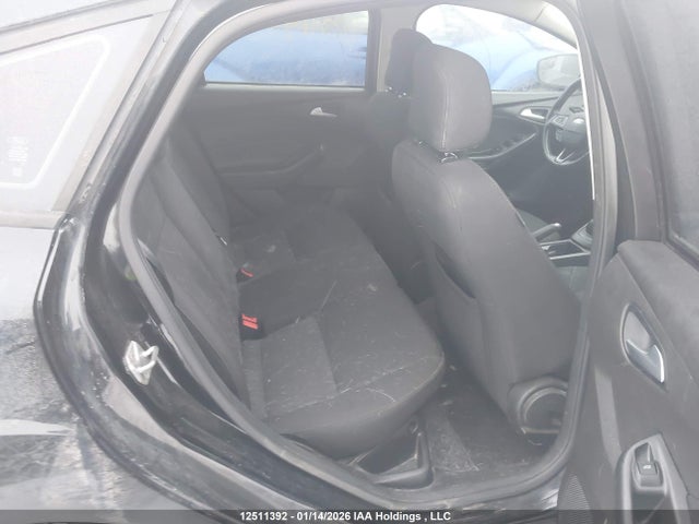 Ford FOCUS SE 2016 1FADP3K22GL353397 Image 8