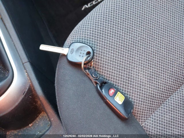 KMHCT5AE8EU184305 Hyundai ACCENT GL