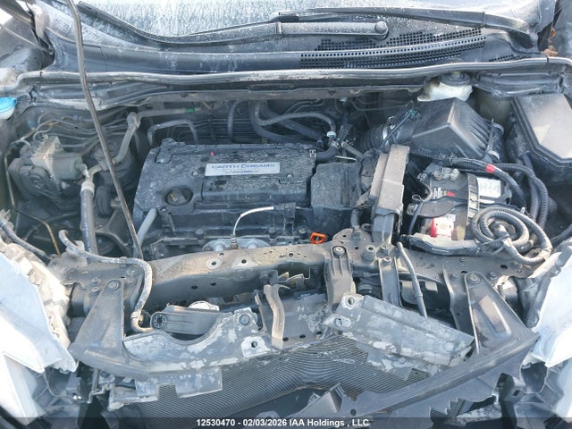 2HKRM4H36FH118566 Honda CR-V LX