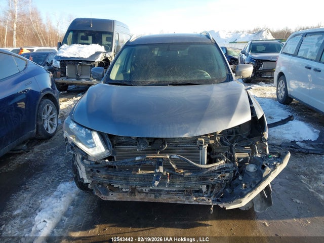 Aukcja sprzedaży 2017 Nissan Rogue S/sl Platinum/sv, vin: 5N1AT2MV0HC767611, numer aukcji: 12543442