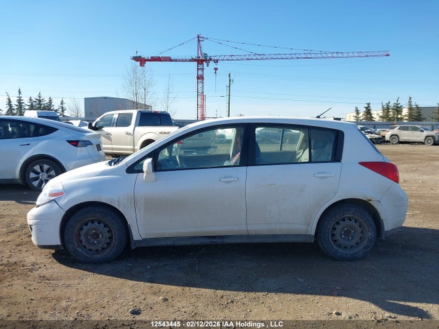 12543445 :رقم المزاد ، 3N1BC13EX7L359157 vin ، 2007 Nissan Versa 1.8sl مزاد بيع