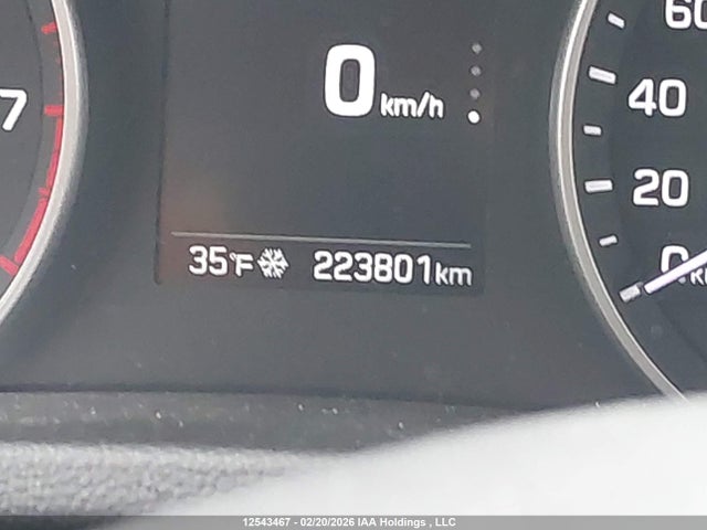 KMHD84LF1JU715327 Hyundai ELANTRA GL