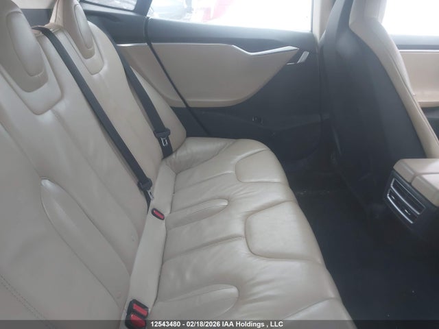 Продаж на аукціоні авто 2013 Tesla Model S Performance, vin: 5YJSA1DP2DFP26565, номер лоту: 12543480