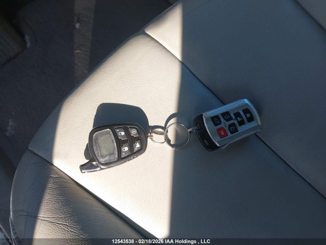 12543538 :رقم المزاد ، 5TDDK3DC5DS068086 vin ، 2013 Toyota Sienna Xle 7 Passenger مزاد بيع
