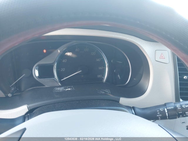 12543538 :رقم المزاد ، 5TDDK3DC5DS068086 vin ، 2013 Toyota Sienna Xle 7 Passenger مزاد بيع