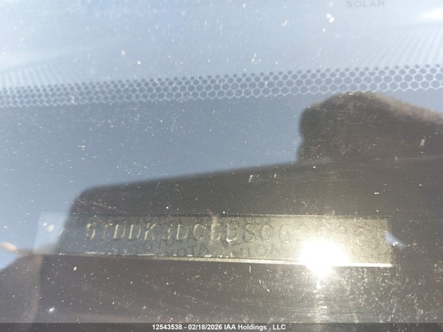 12543538 :رقم المزاد ، 5TDDK3DC5DS068086 vin ، 2013 Toyota Sienna Xle 7 Passenger مزاد بيع